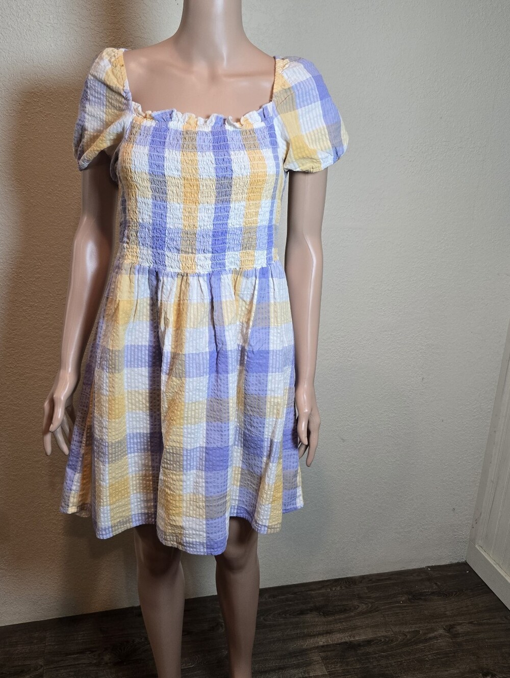Arizona Plaid Puff-Sleeve Smocked Mini Dress in Yellow & Lavender Size Large - Picture 3 of 10